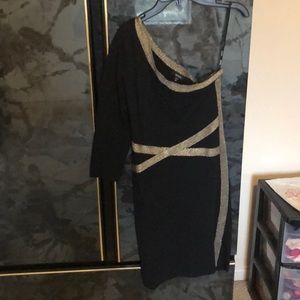 Black and gold xoxo one sleeve  bandage like dress